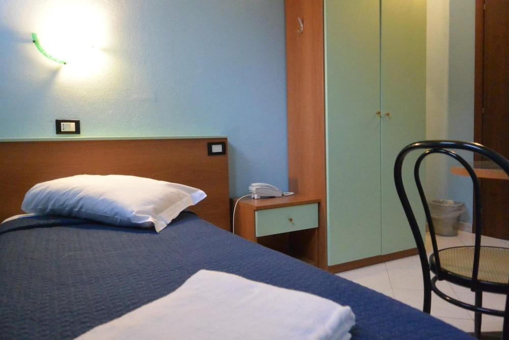 Mercurio Hotel Milan