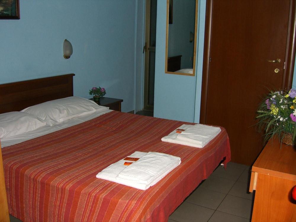 Mercurio Hotel Milan